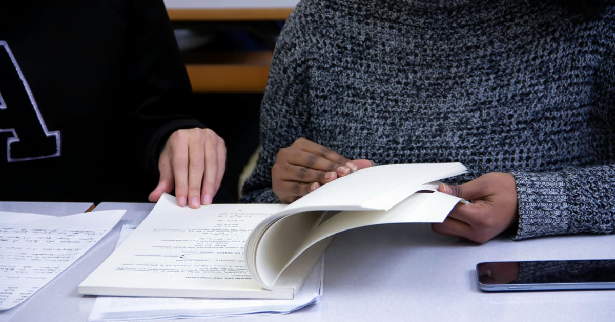 Andrew Hillman de Dallas Lance une Bourse Nationale pour les Entrepreneurs Étudiants