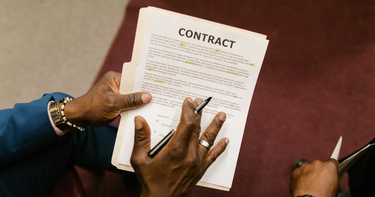 LawtonCates élargit ses services juridiques avec l'embauche d'un avocat bilingue dans le Wisconsin