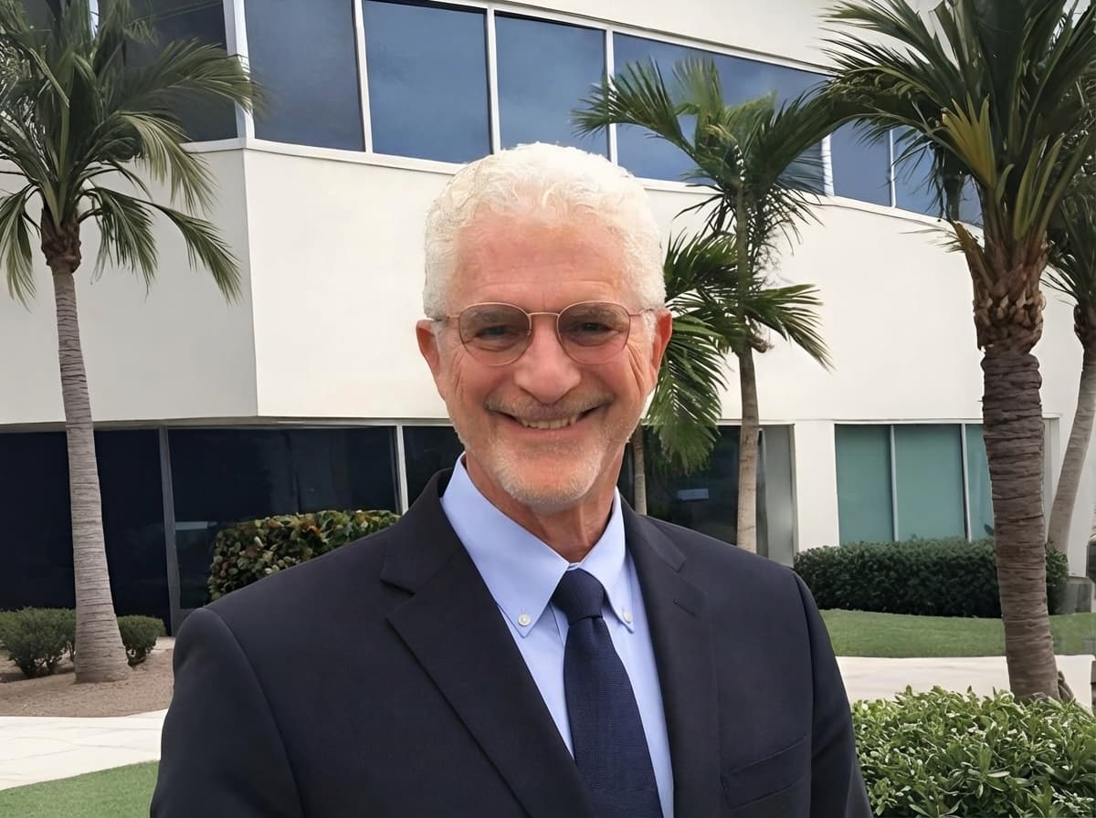 Au-delà des cartes de la FEMA : comment les inondations pluviales créent des risques cachés dans les transactions immobilières