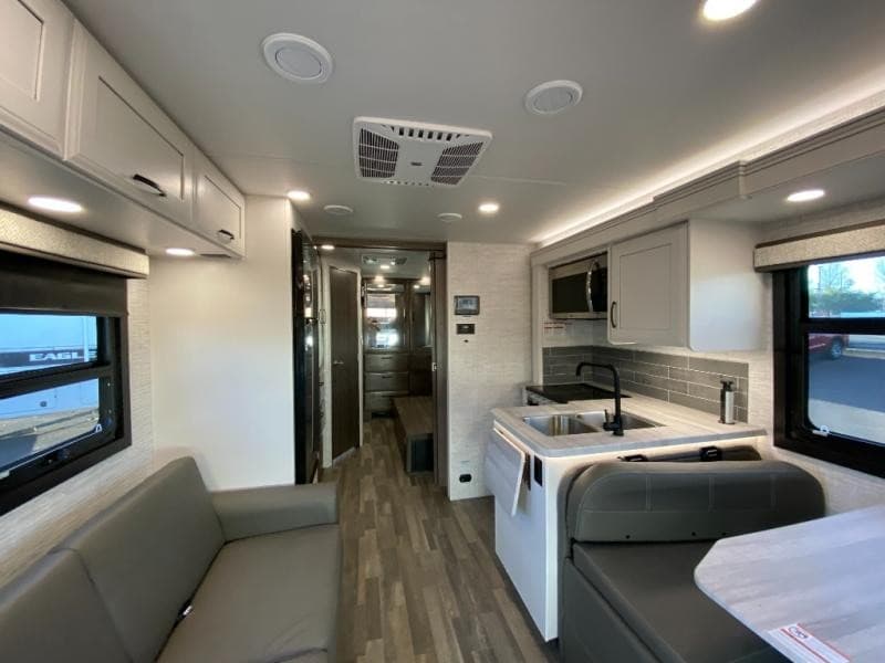Fretz RV élargit son inventaire de fifth wheels et de camping-cars à son supermarché de Pennsylvanie