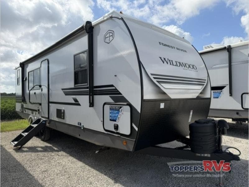 Topper's RVs élargit son inventaire de camping-cars Heritage Glen avec de nouvelles caravanes légères