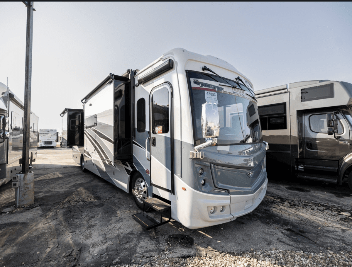 McKee RV étend ses ventes de Thor Motor Coach et ses services complets de VR dans la région du Midwest