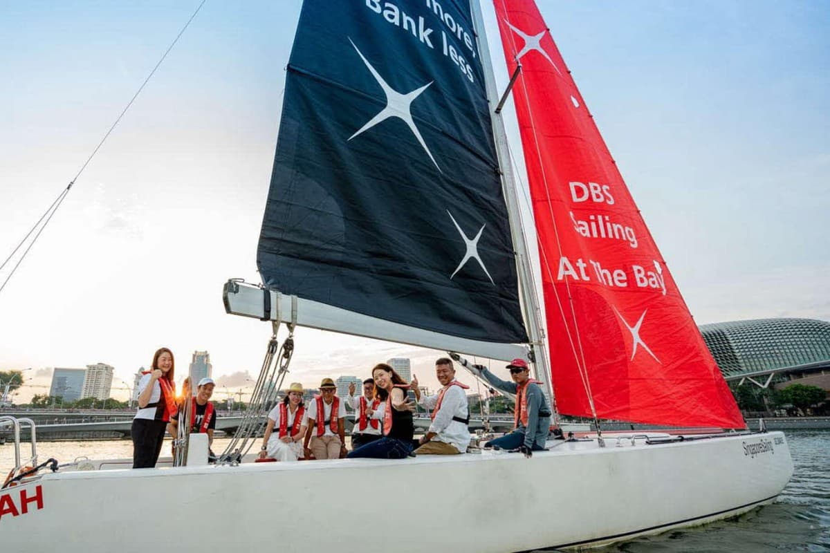 One Dynamics Team Building élargit son programme de voile à Marina Bay pour accueillir jusqu'à 48 participants