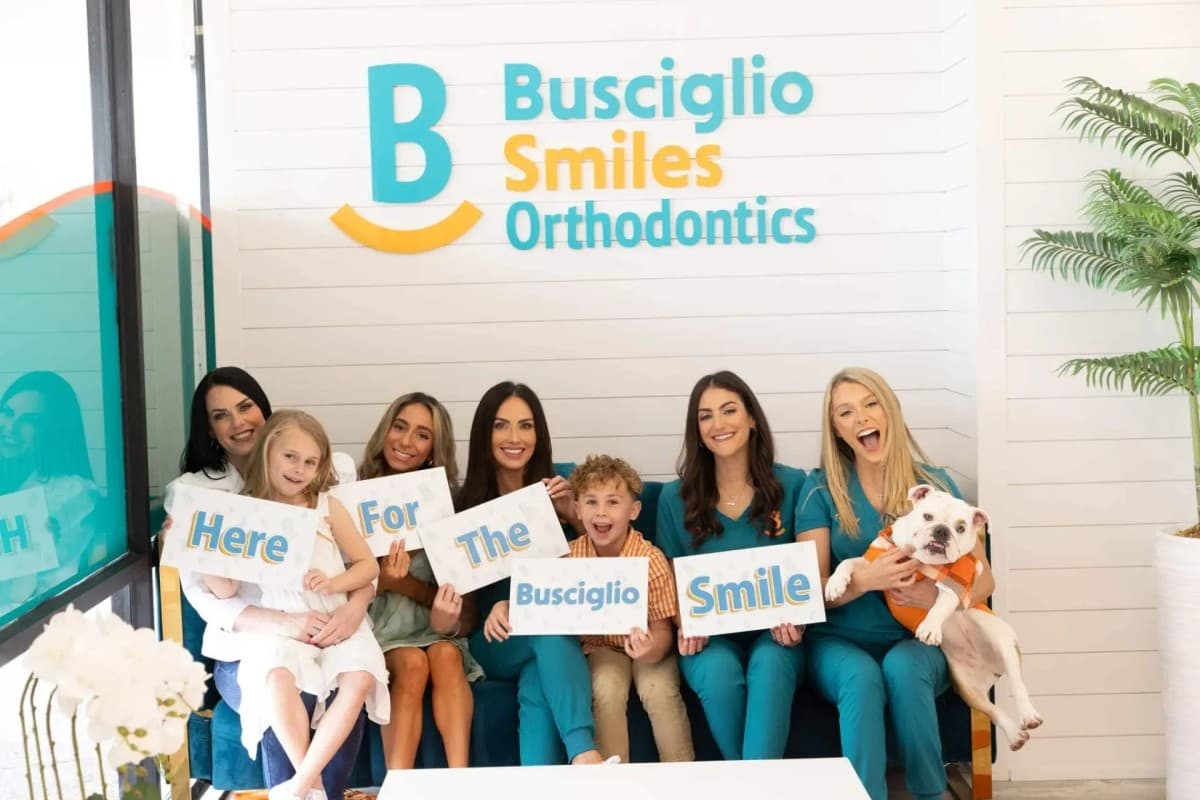 Busciglio Smiles Orthodontics & Pediatric Dentistry établit des soins dentaires complets à Plant City