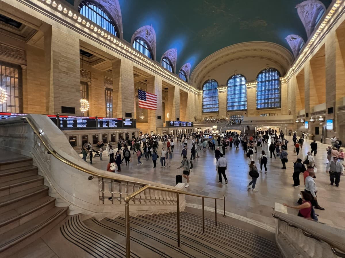 NYC Free Tour lance un parcours quotidien bilingue au départ de Bryant Park