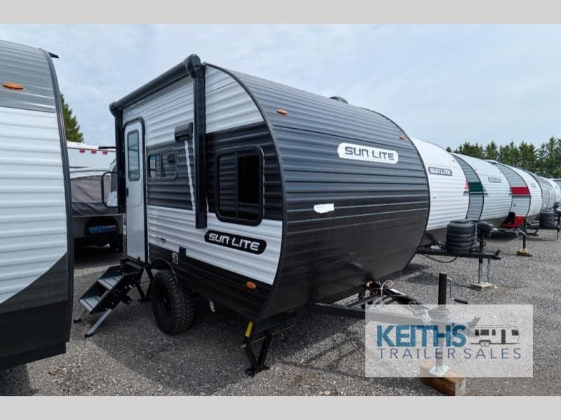 Keith's Trailer Sales élargit son inventaire de VR en Ontario avec les roulottes Viking et Sunset