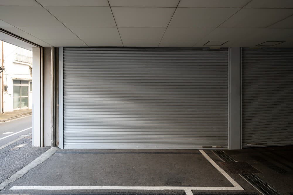 L'accès 24h/24 aux garde-meubles facilite les déménagements chargés : US Storage Units met en avant les avantages pendant les relocalisations