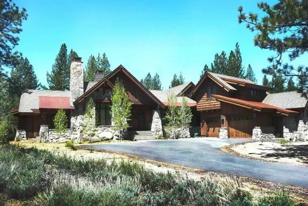 L'expertise locale s'avère cruciale pour la restauration des dégâts des eaux dans l'environnement exigeant du lac Tahoe