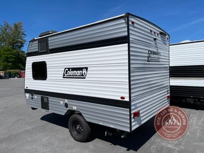 Demande stable pour les camping-cars d'occasion dans le New Hampshire : tendances de voyage et préférences des acheteurs