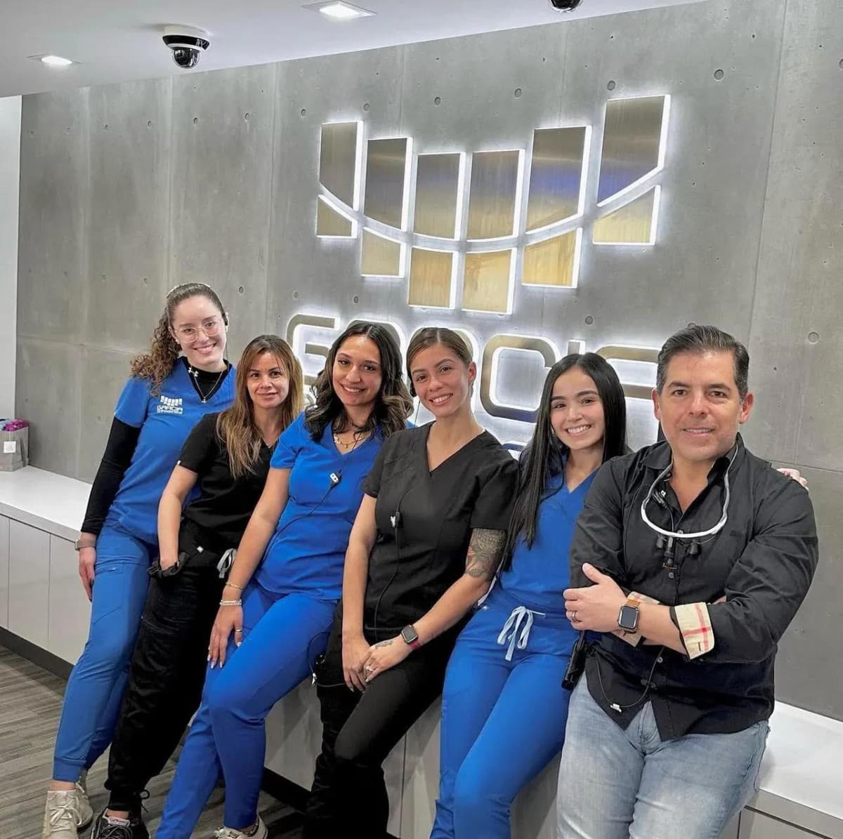 Garcia Orthodontics propose des soins orthodontiques personnalisés avec Invisalign et bagues à Miami