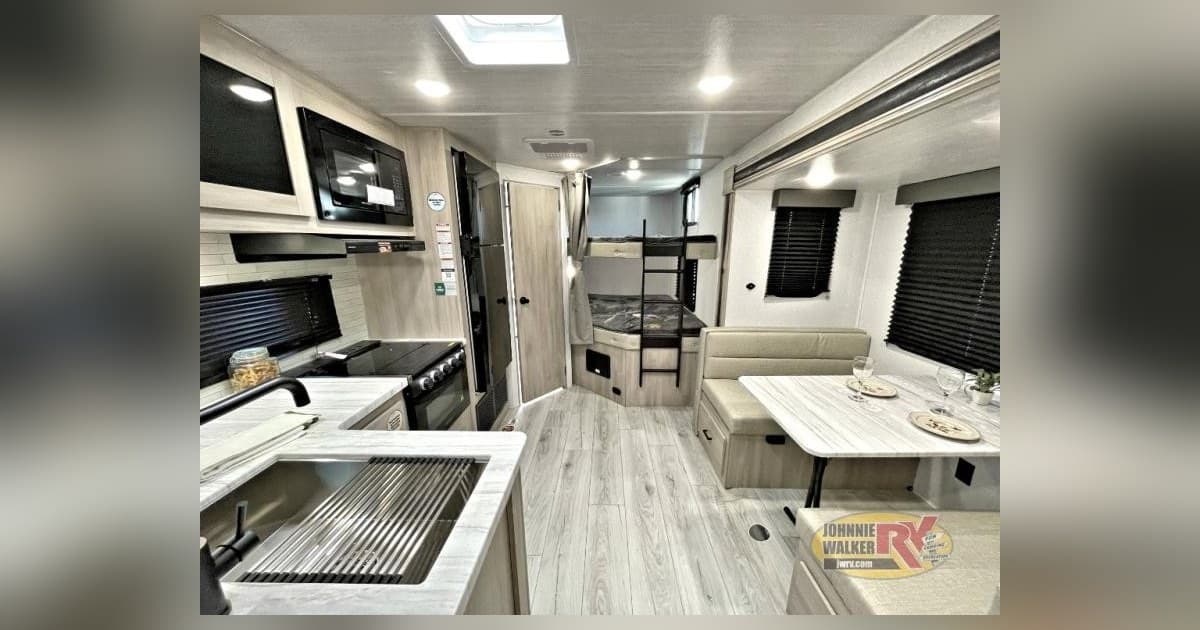 Johnnie Walker RV enrichit son inventaire de caravanes à Las Vegas avec les modèles 2026 et 2027