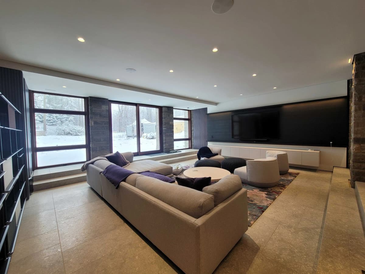 Summit Integration fait progresser la technologie de la maison intelligente dans la région de la baie Georgienne