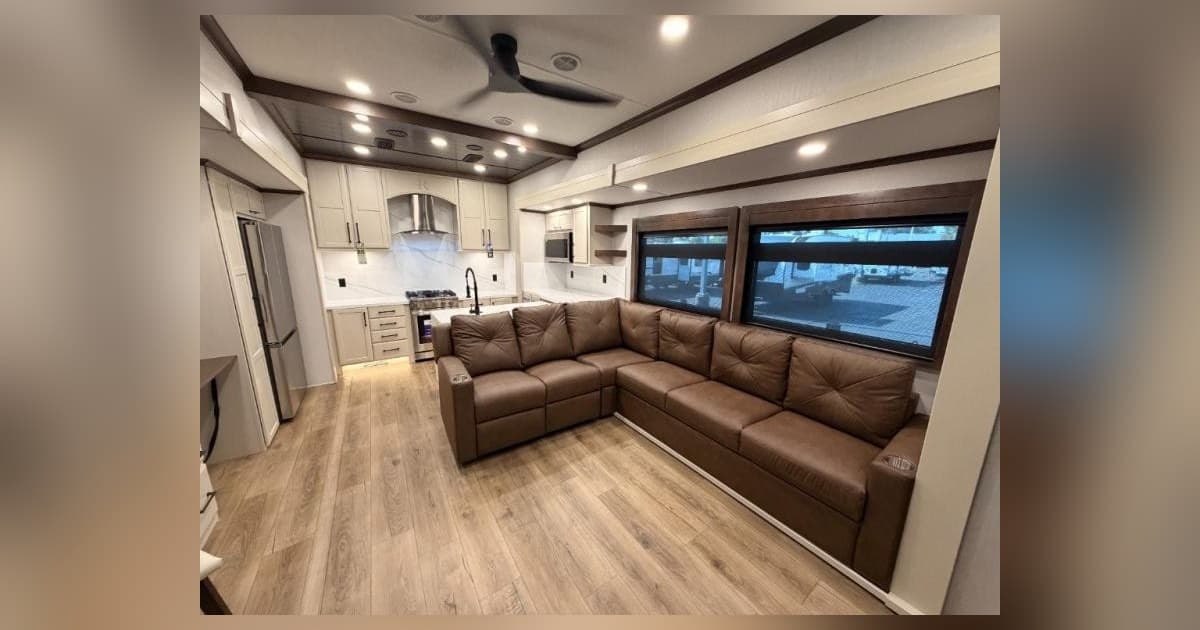 Joplin RV & Marine met en avant les options RiverStone Toy Hauler pour les acheteurs de VR du Missouri