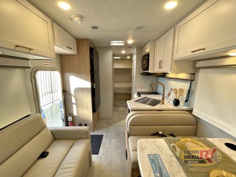 Johnnie Walker RV fait le point sur l'activité des stocks de camping-cars dans ses concessions de Las Vegas