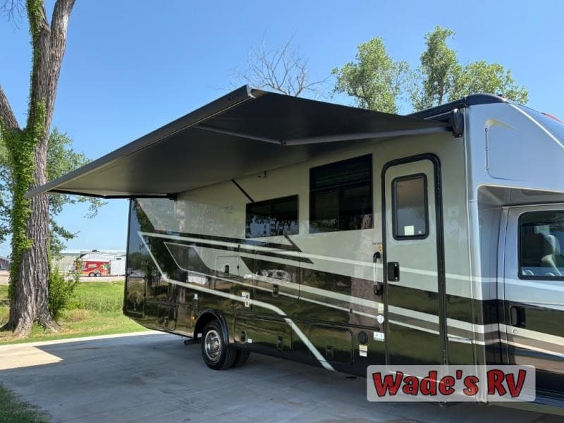Wade's RV élargit son inventaire de camping-cars 2026, y compris les modèles Coachmen Concord, en Oklahoma et au Missouri