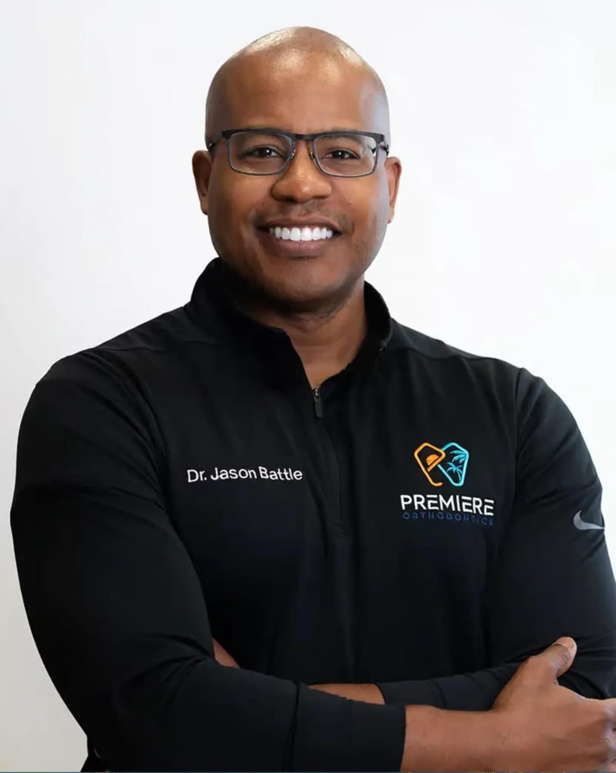 L'orthodontiste de Winter Springs, le Dr Battle, propose une garantie à vie pour les bagues et Invisalign