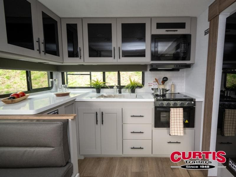Curtis Trailers élargit son stock de remorques utilitaires et de travail pour les acheteurs de l'Oregon