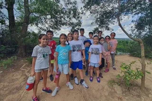 Le Club Little Rangers Favorise le Développement des Enfants par le Sport et l'Aventure en Plein Air à Singapour