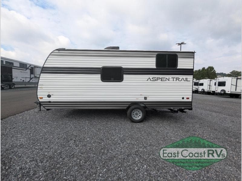 East Coast RV annonce un inventaire mis à jour à Bedford, PA, avec un accent sur les remorques de voyage et les tendances régionales des acheteurs