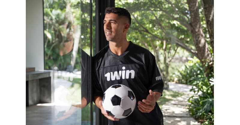 Luis Suarez nommé expert football 1win pour la Coupe du monde 2026
