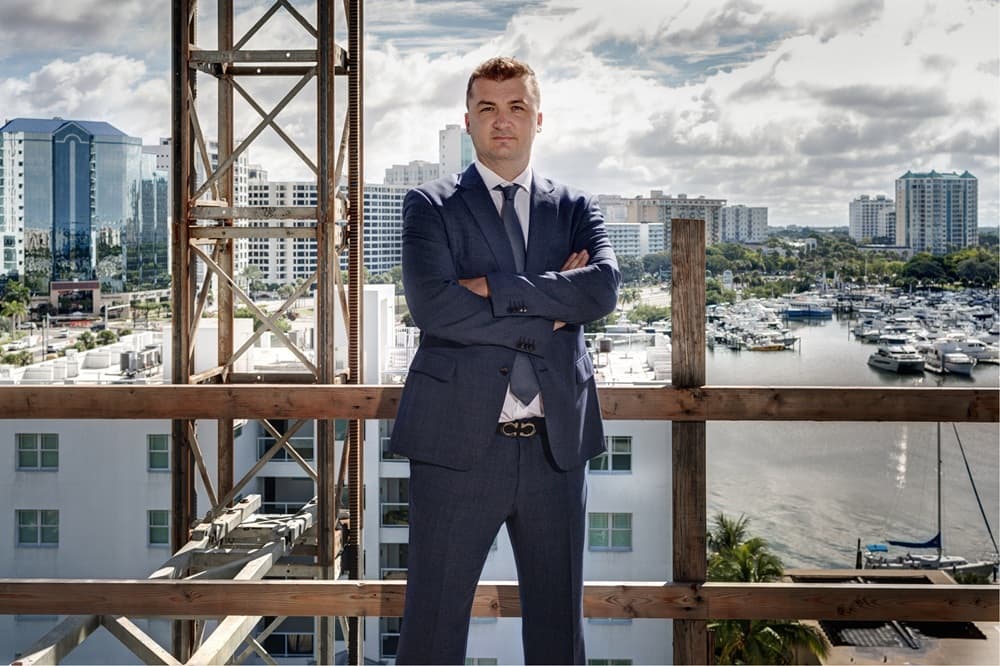 L'immobilier de luxe de Sarasota défie le ralentissement du marché floridien avec des propriétés à plus de 3 millions de dollars vendues au prix fort