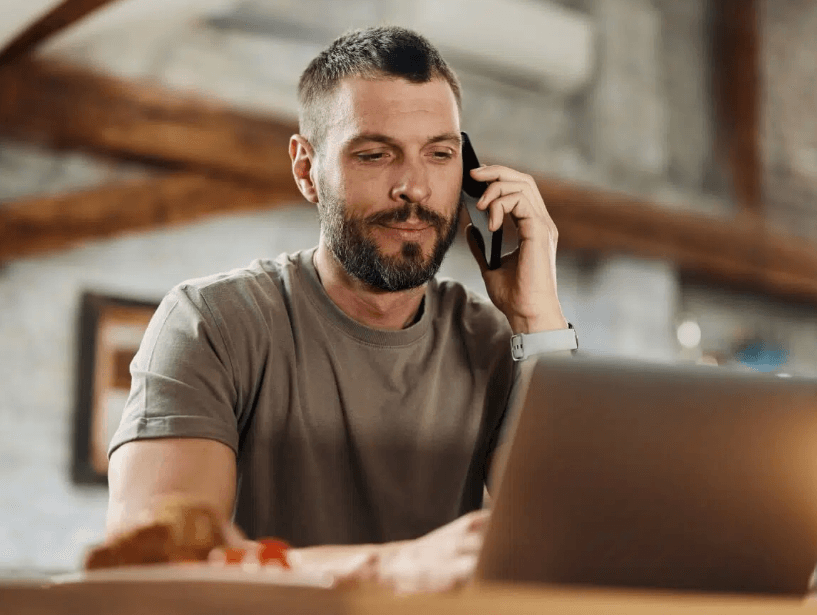 Liveops remplace la facturation horaire par une externalisation du CX axée sur la performance