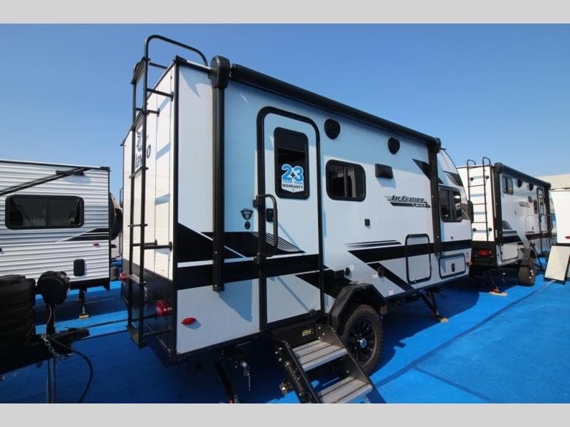 Pete's RV Center élargit sa sélection de camping-cars d'occasion et ses options de financement dans son réseau multi-États