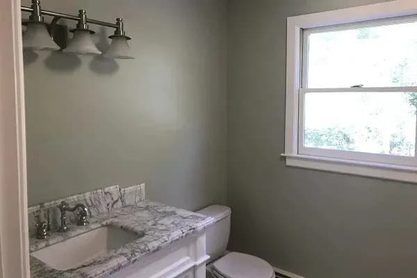 Indicateurs clés signalant quand les propriétaires devraient envisager des projets de rénovation de salle de bain