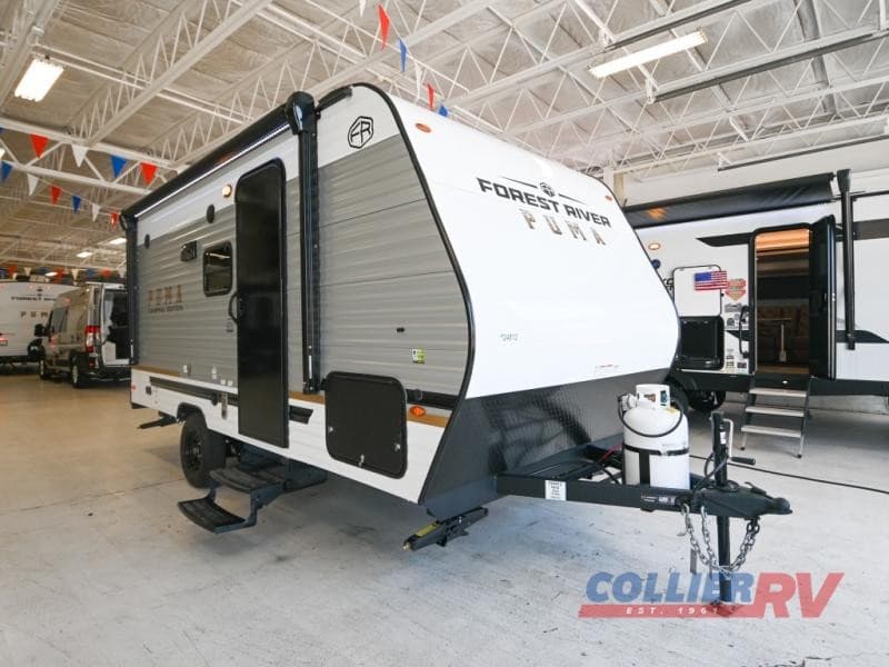 Collier RV élargit son inventaire et ses services pour les acheteurs de VR de l'Illinois